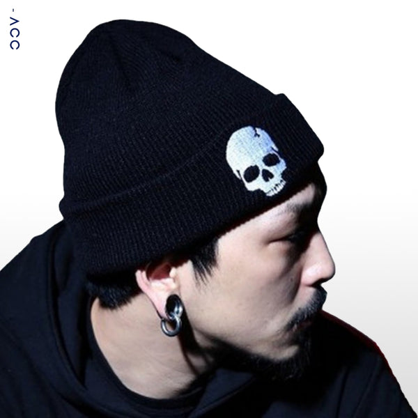 KT Personalized Skull Knit Hat